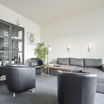 One-bedroom In Apartment *